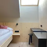 아파트 Hideaway Operated By Jufa Planneralm