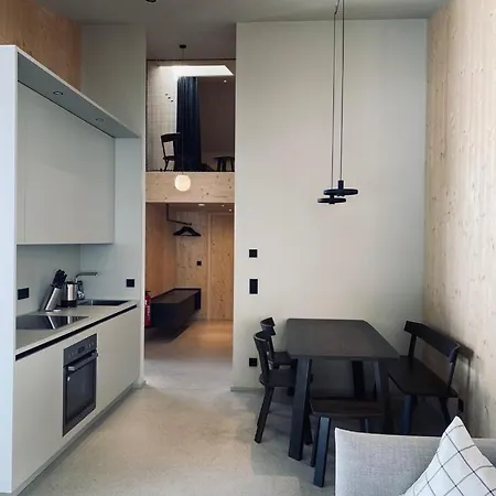 Апартаменты Hideaway Operated By Jufa *