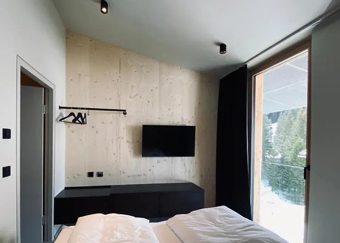 Hideaway Operated By Jufa *